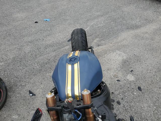 2011 SUZUKI GSX1300 R JS1GX72A9B2103721