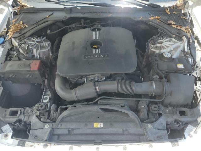 2017 JAGUAR XE SAJAR4BG0HA974273
