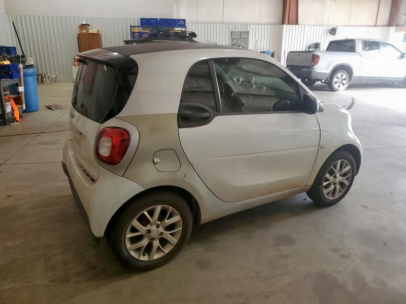 Vin: wmefj5da3gk141216, lot: 58088015, smart fortwo 20163