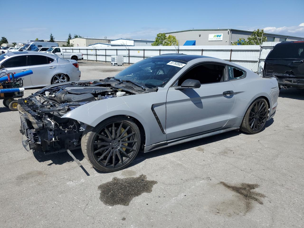 FORD MUSTANG GT