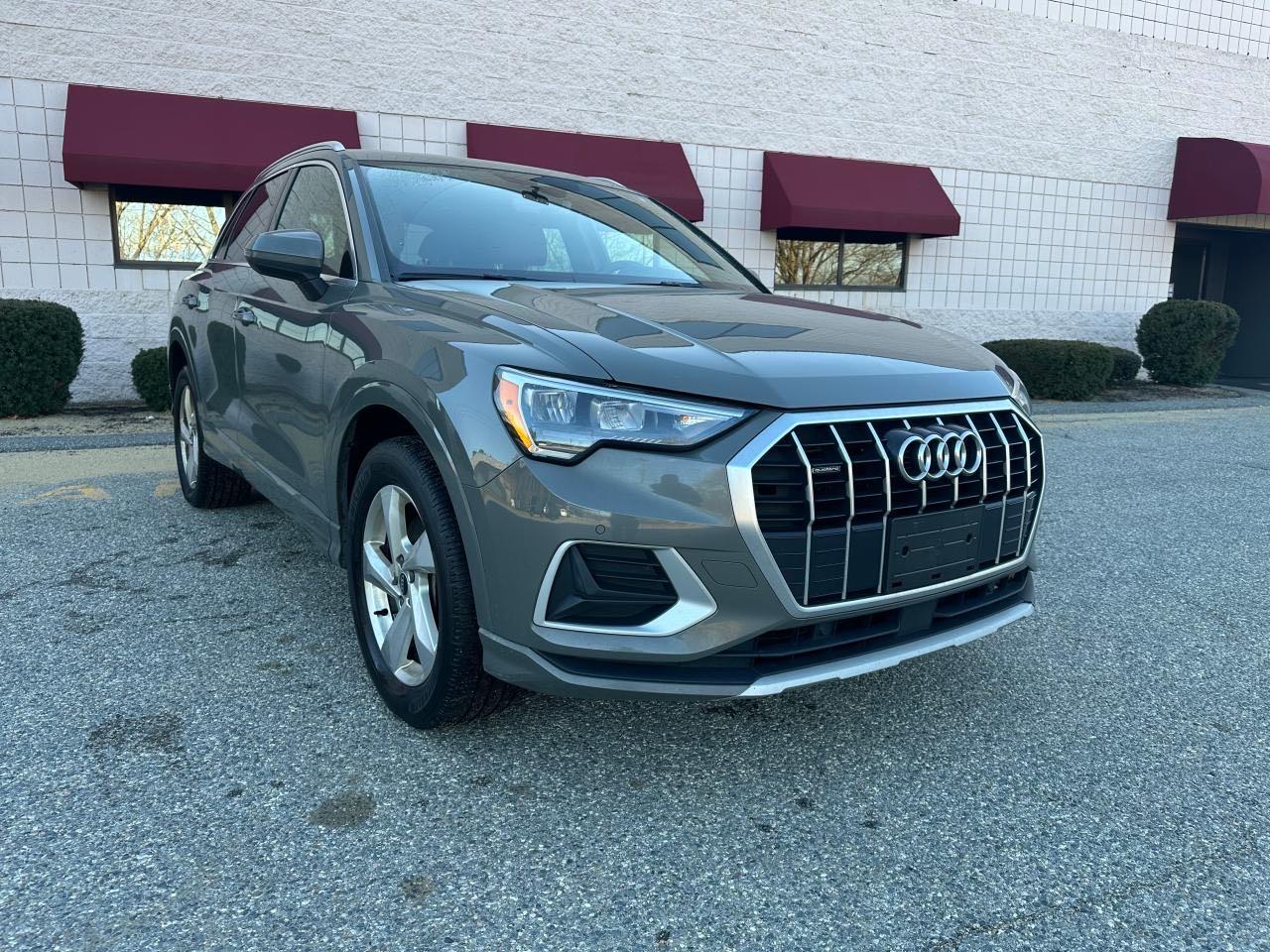 AUDI Q3 PREMIUM 40