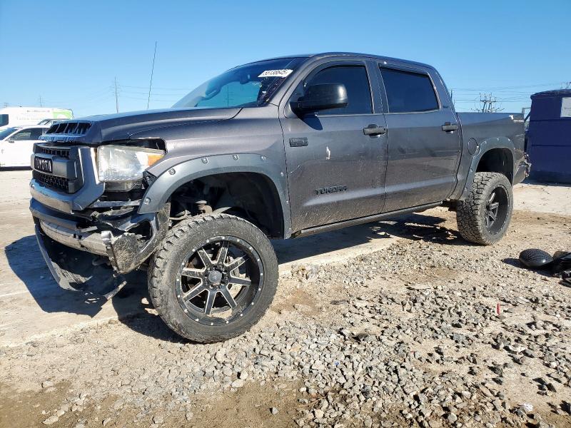 TOYOTA TUNDRA CRE