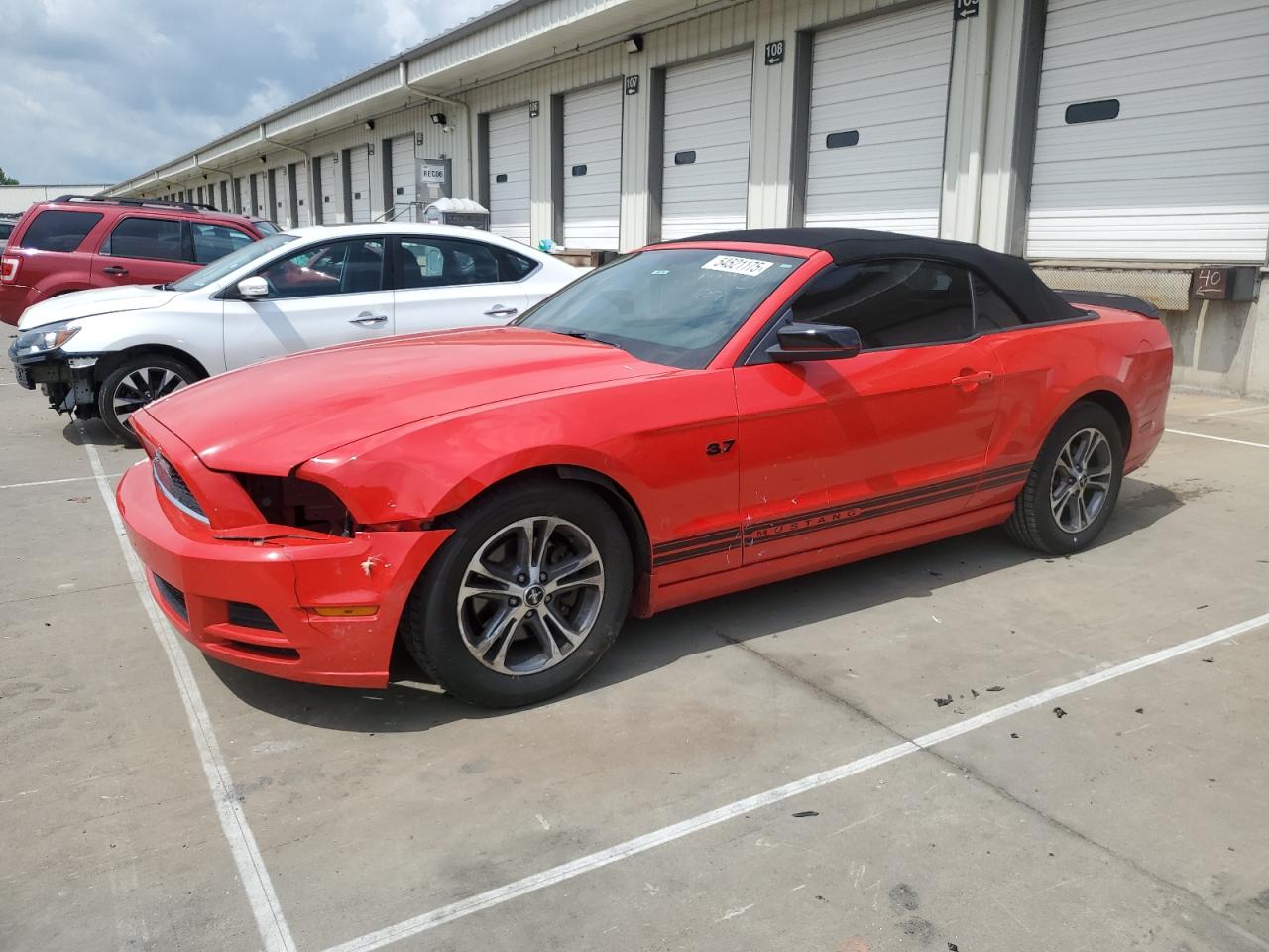 FORD MUSTANG
