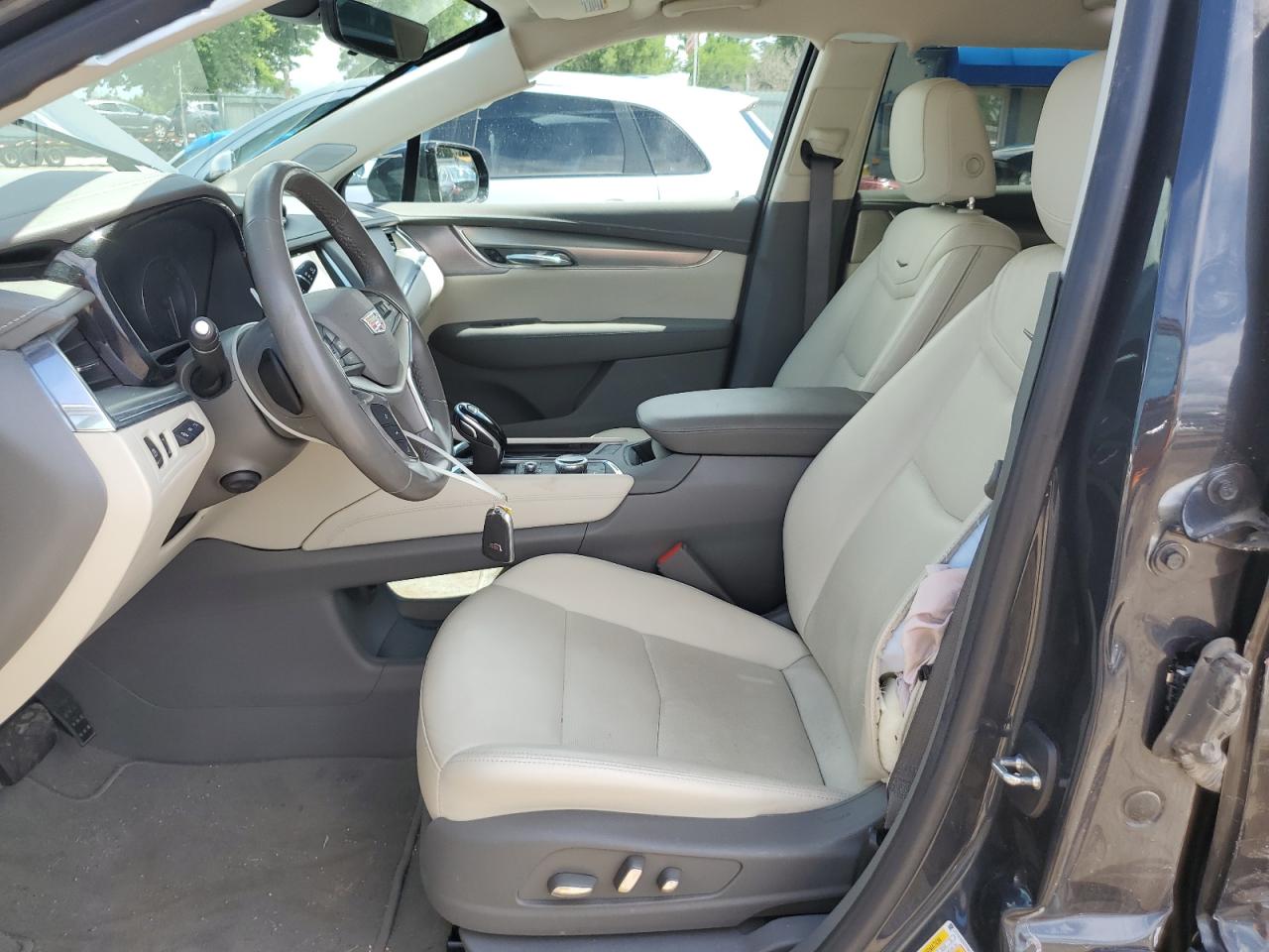 CADILLAC XT5 PREMIUM LUXURY