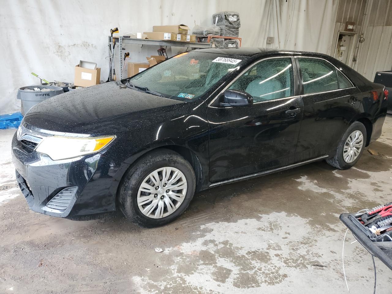 TOYOTA CAMRY BASE