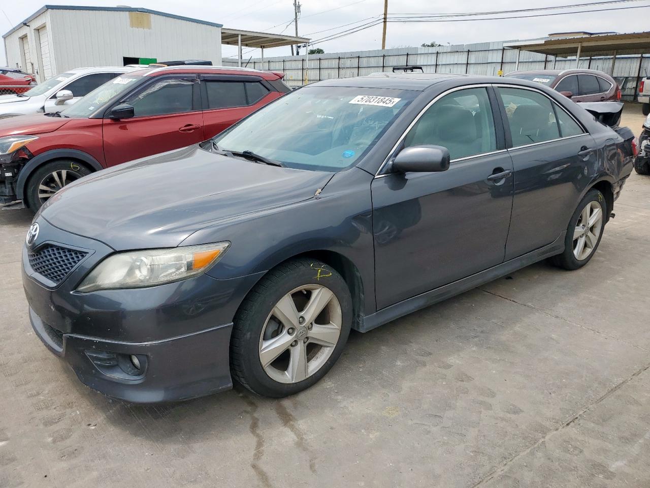 TOYOTA CAMRY BASE