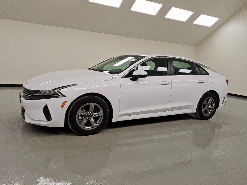2022 KIA K5