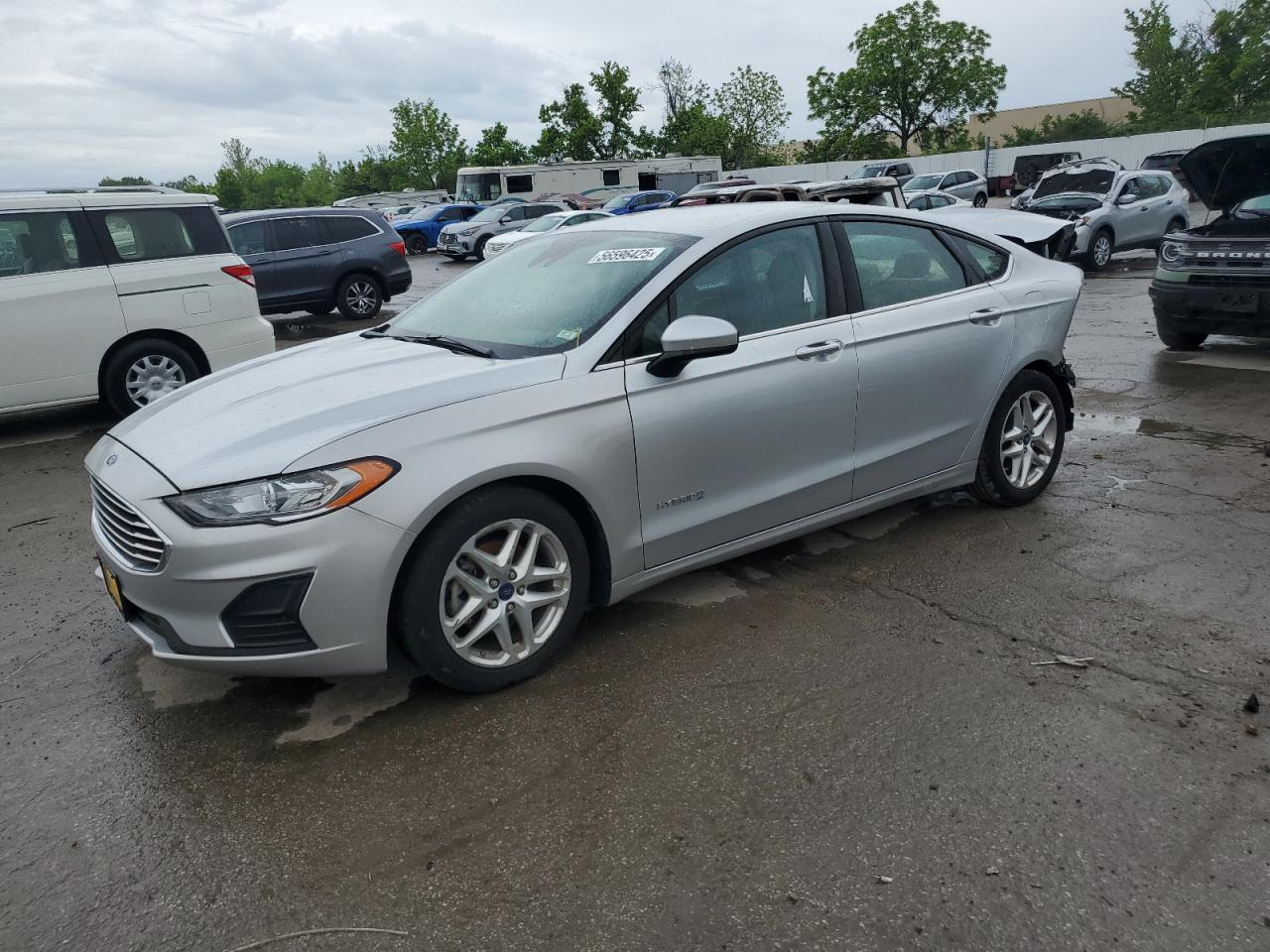 FORD FUSION SE