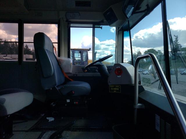 2014 IC CORPORATION 3000 RE #3284937949