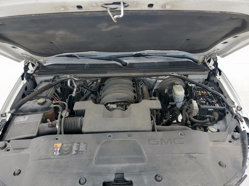 2015 GMC YUKON SLE 1GKS1AKCXFR167123