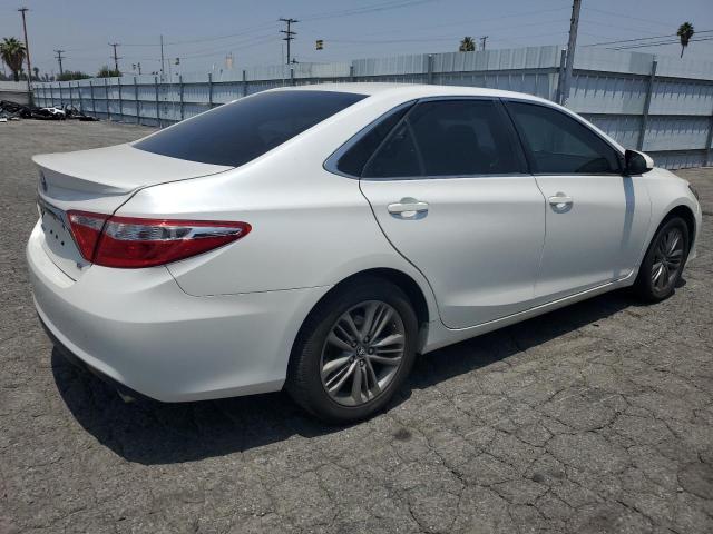 Vin: 4t1bf1fk4hu388551, lot: 60897735, toyota camry le 20173