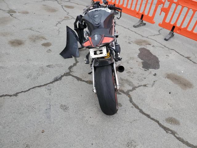 2017 APRILIA RSV4 RR ZD4KEU000HS000800