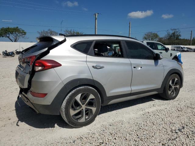 2018 HYUNDAI TUCSON VAL KM8J33A25JU758483