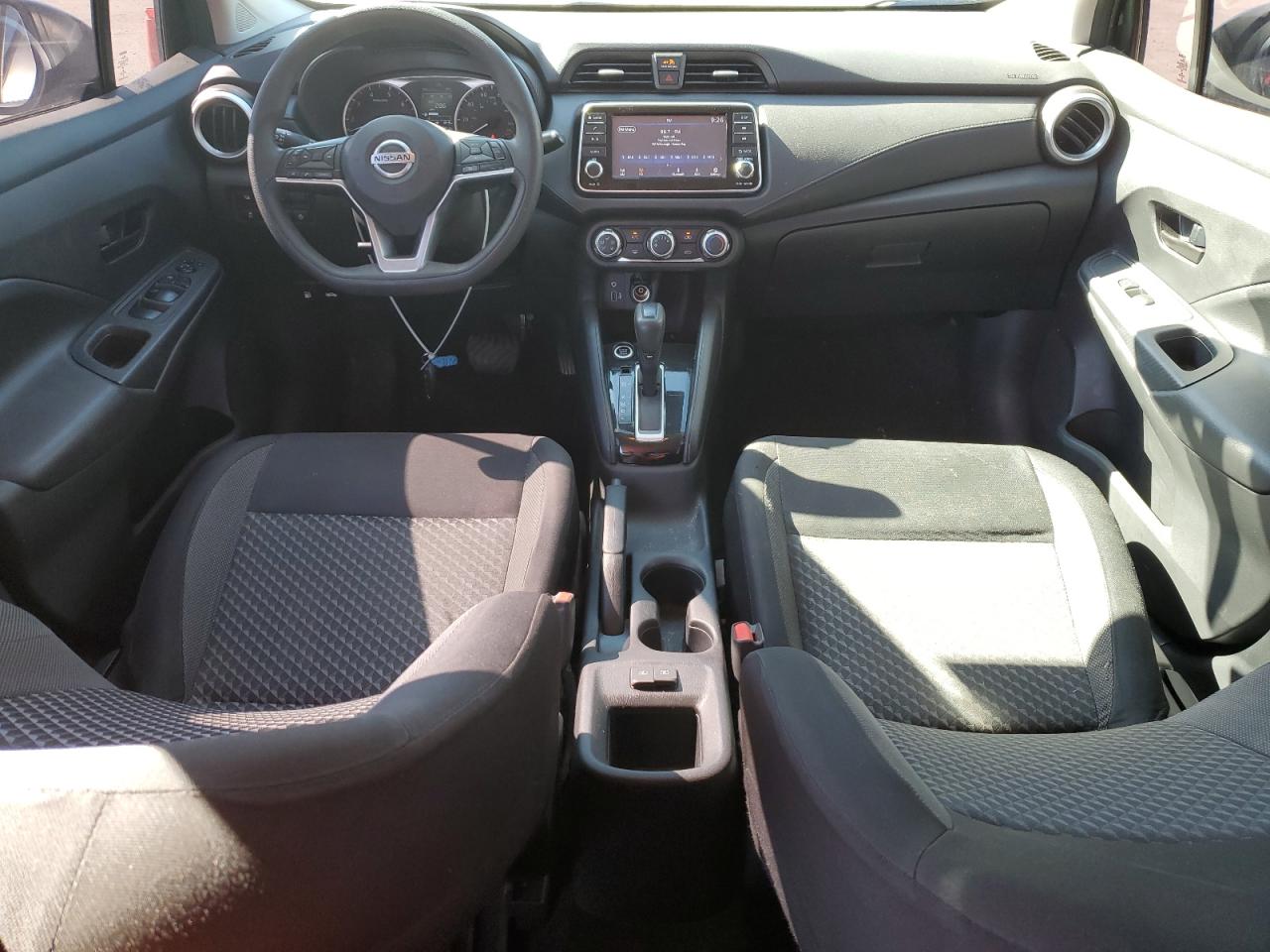 NISSAN VERSA S