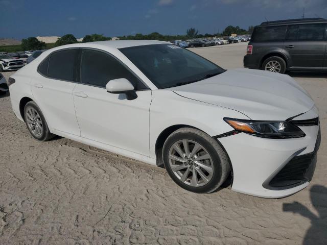 Vin: 4t1c11ak4mu598300, lot: 57981405, toyota camry le 20214