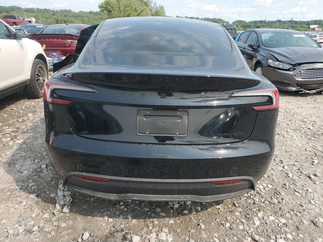 Tesla Model 3 2025