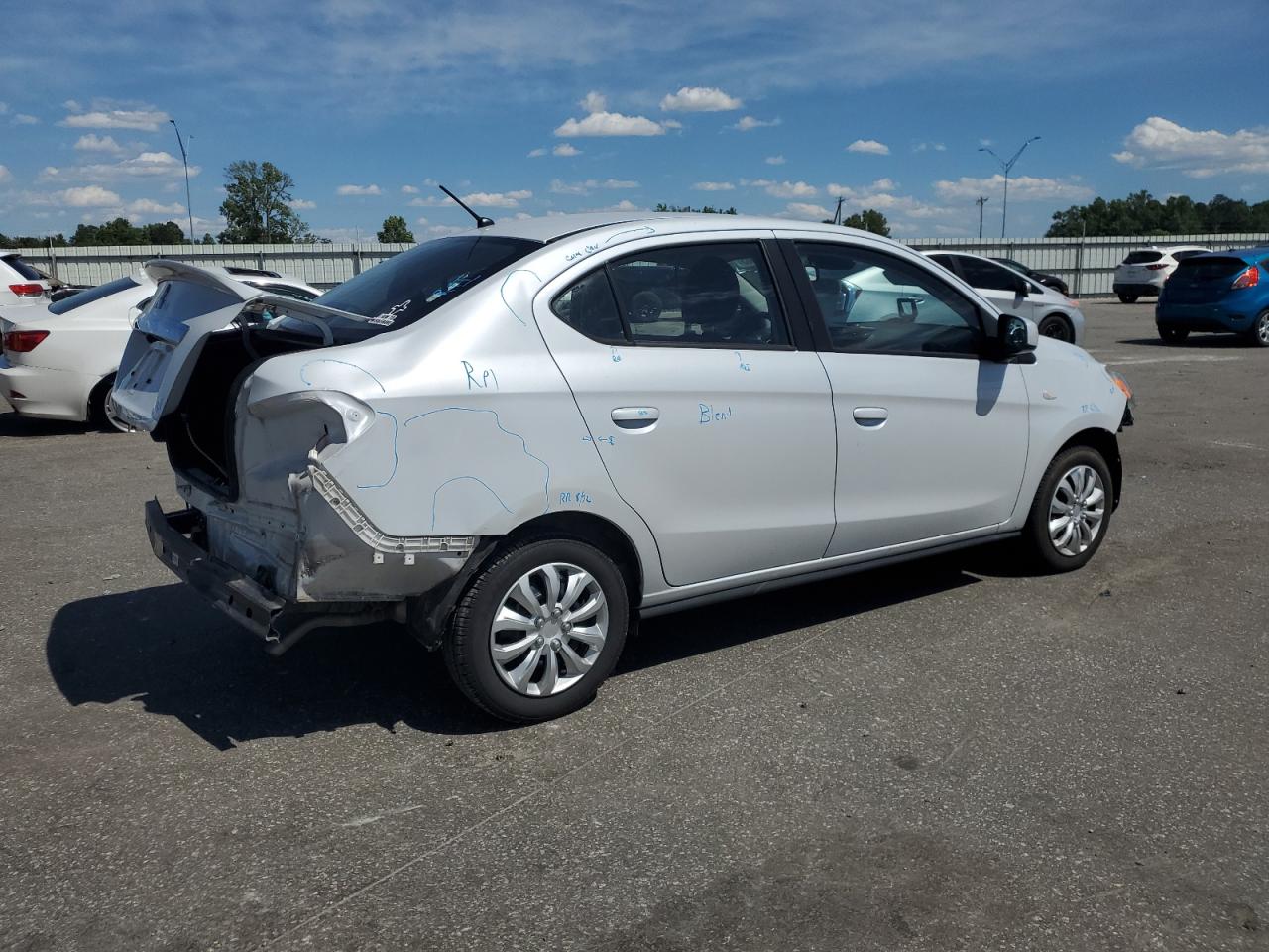 MITSUBISHI MIRAGE G4 ES