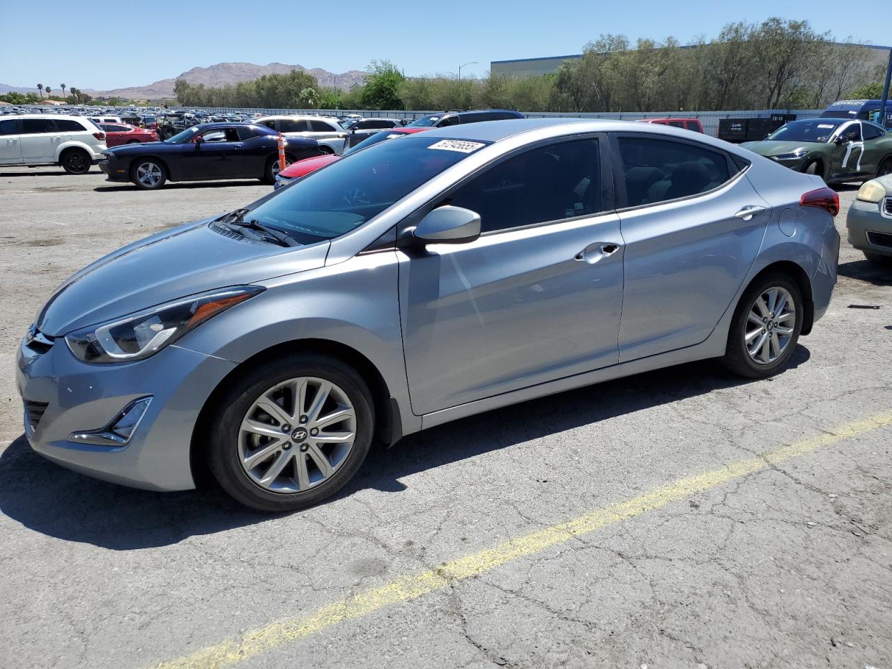  Salvage Hyundai ELANTRA
