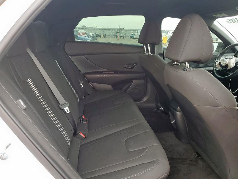 2025 HYUNDAI ELANTRA SE - KMHLM4DG4SU916610