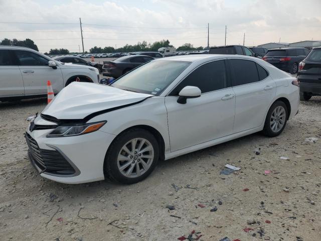 Vin: 4t1c11ak4ru842700, lot: 55498725, toyota camry le 2024 img_1