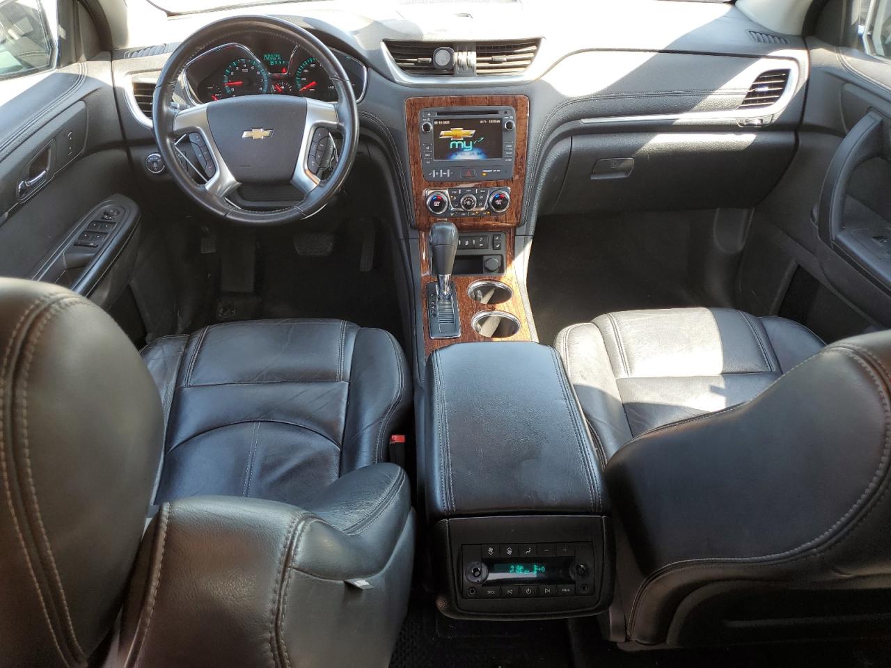 CHEVROLET TRAVERSE LT