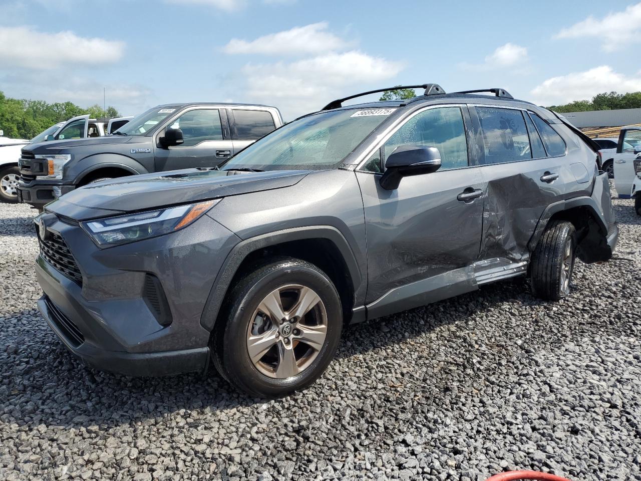 TOYOTA RAV4 XLE