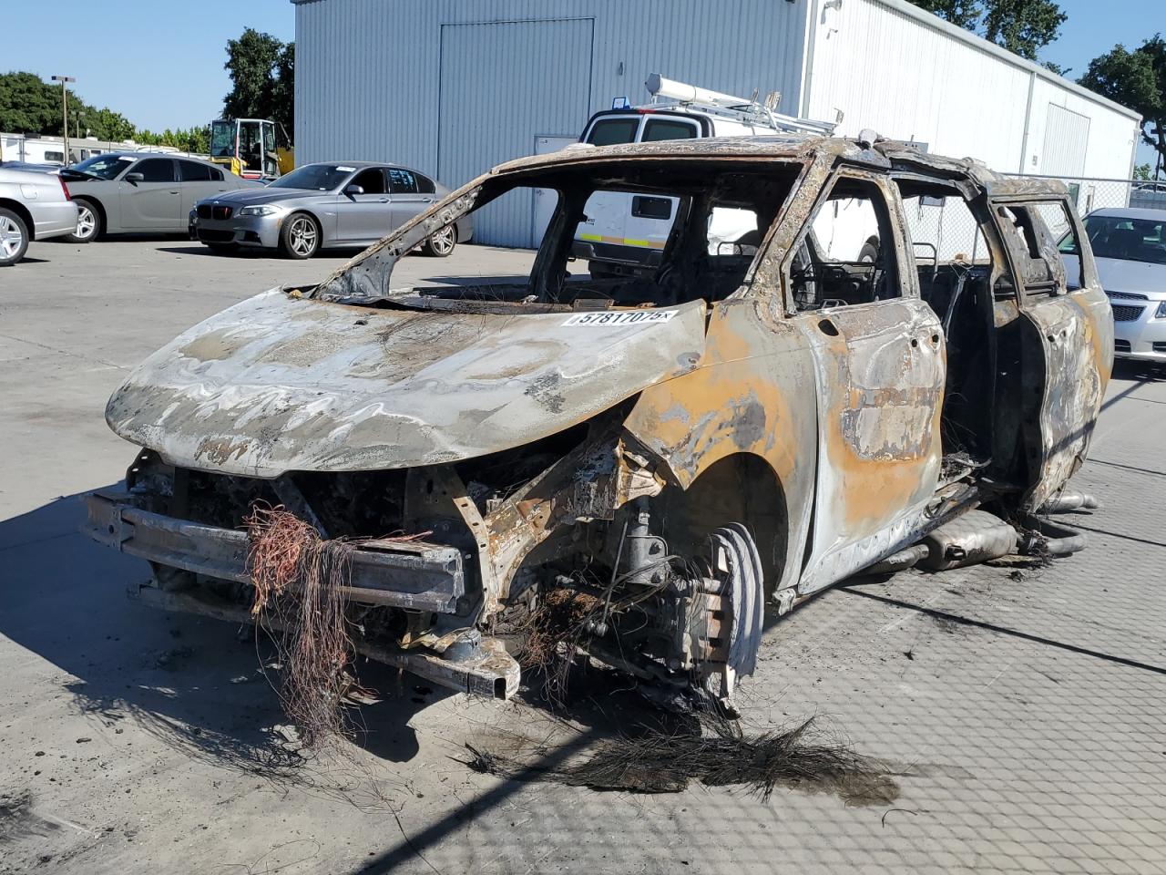 KIA CARNIVAL EX