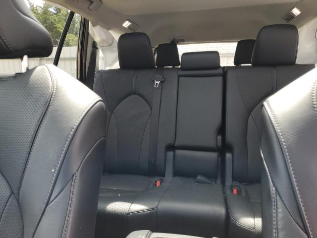 2024 TOYOTA GRAND HIGH 5TDAAAB5XRS038295