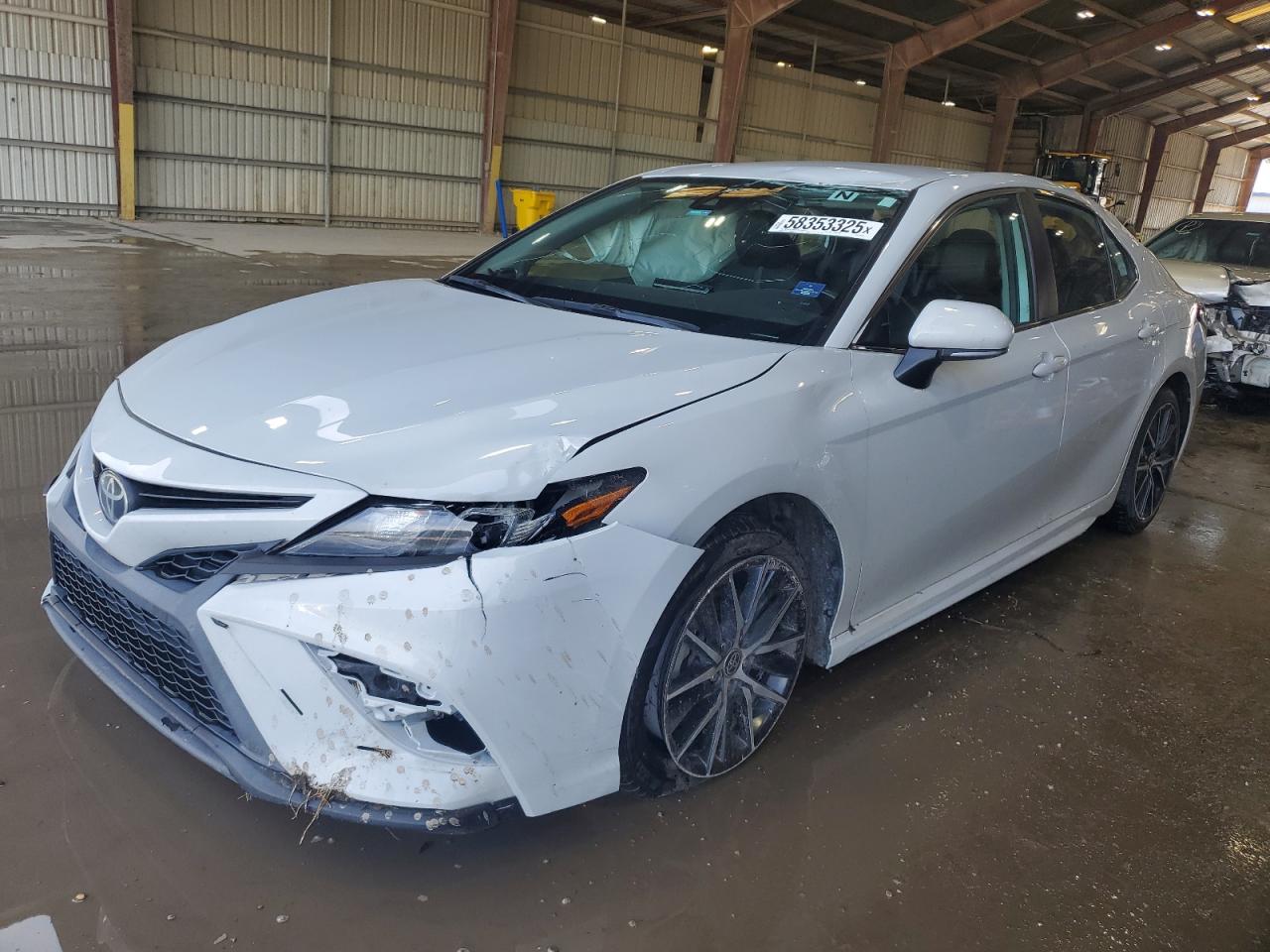 TOYOTA CAMRY SE