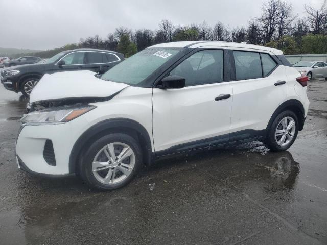 NISSAN KICKS S