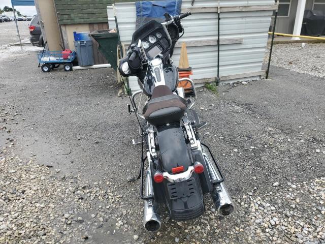 2018 HARLEY-DAVIDSON FLHX STREE 1HD1KBC17JB682653