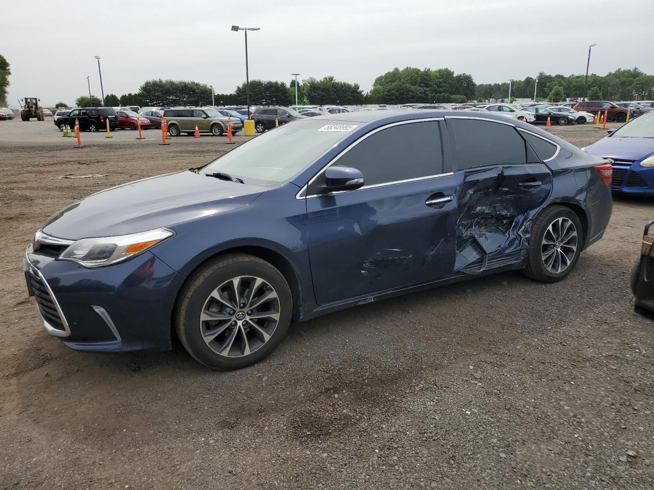 TOYOTA AVALON XLE