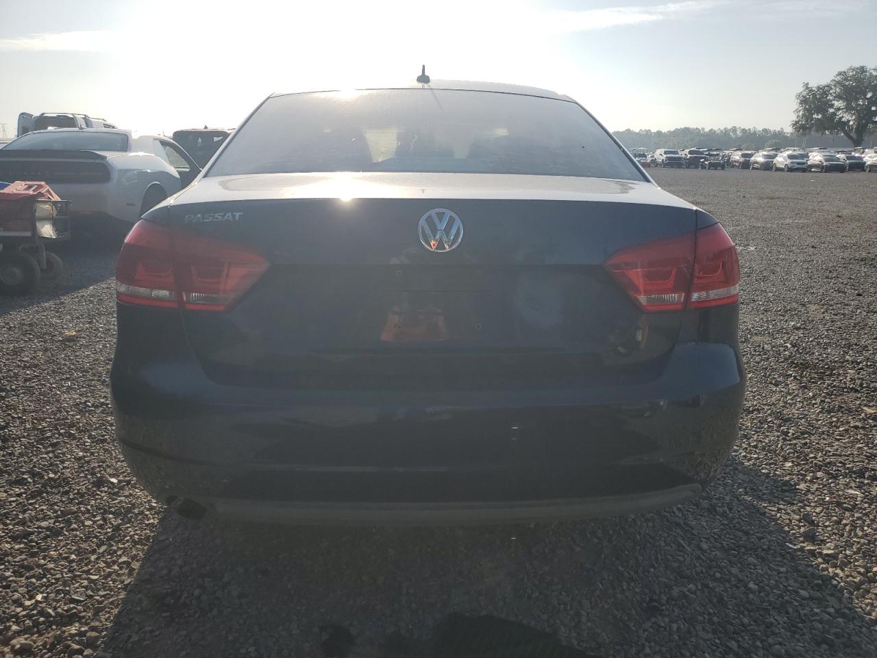 Volkswagen Passat s 2012