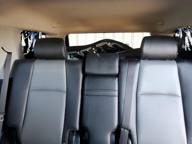 2019 TOYOTA 4RUNNER SR - JTEBU5JR6K5630372