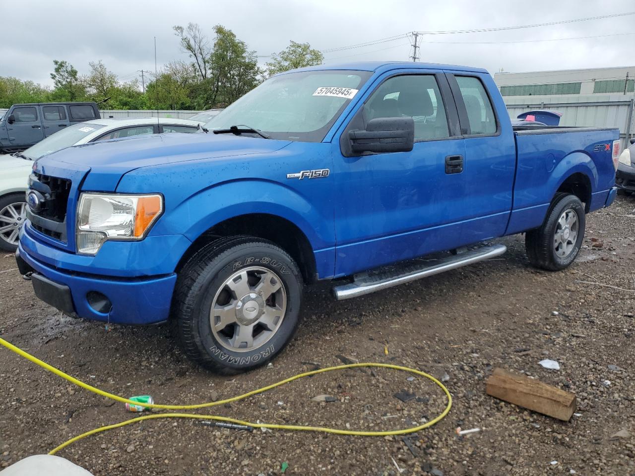 FORD F-150 SUPER CAB