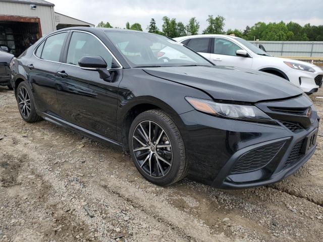 Vin: 4t1g11akxnu711363, lot: 57094955, toyota camry se 20224
