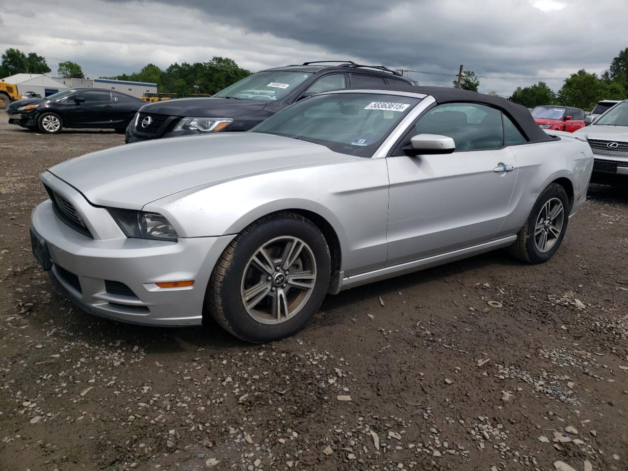FORD MUSTANG