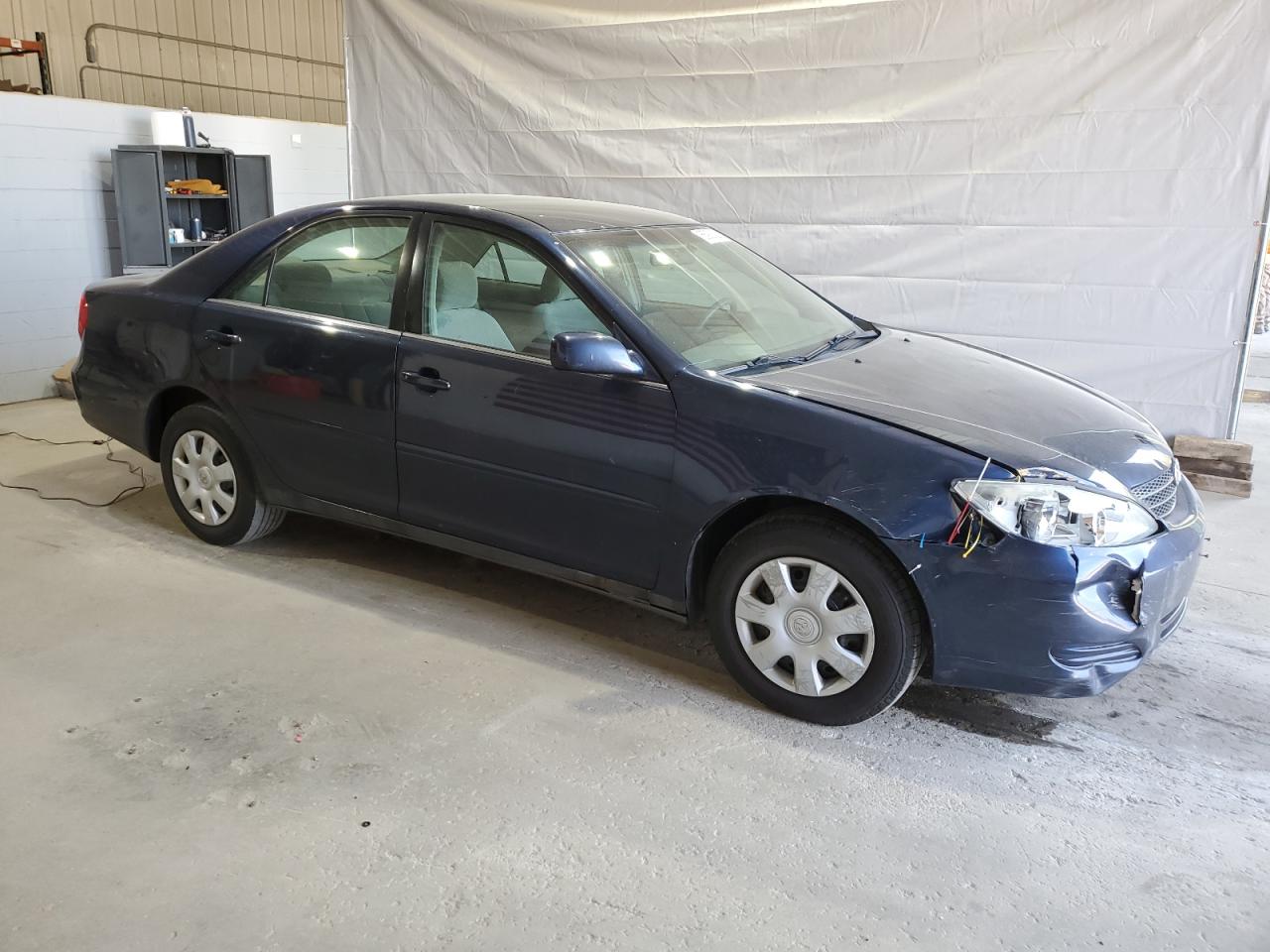Toyota Camry le 2003