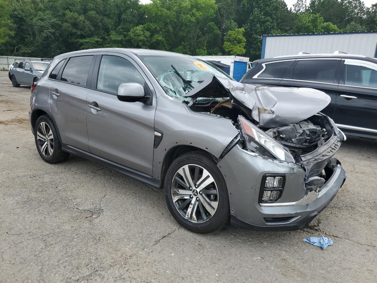 MITSUBISHI OUTLANDER ES