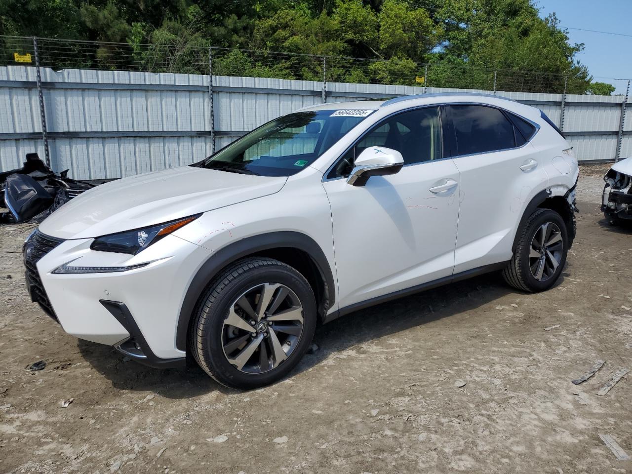 LEXUS NX 300 BASE