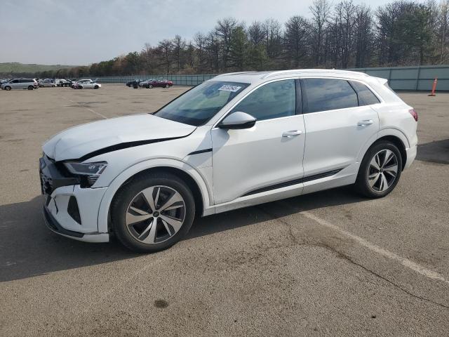 Vin: wa14aage7rb028640, lot: 55132545, audi q8 e-tron premium 2024 img_1