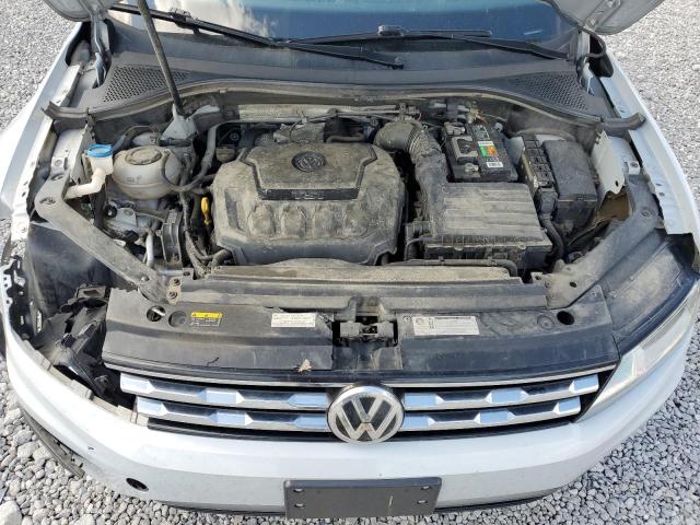 2018 VOLKSWAGEN TIGUAN SE 3VV3B7AX3JM105112