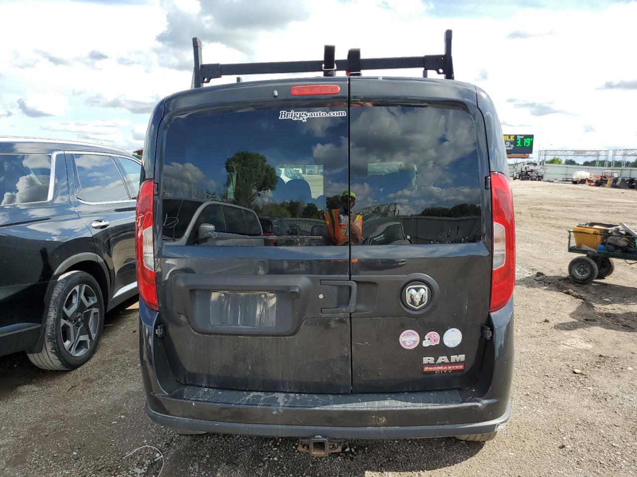 RAM PROMASTER SLT