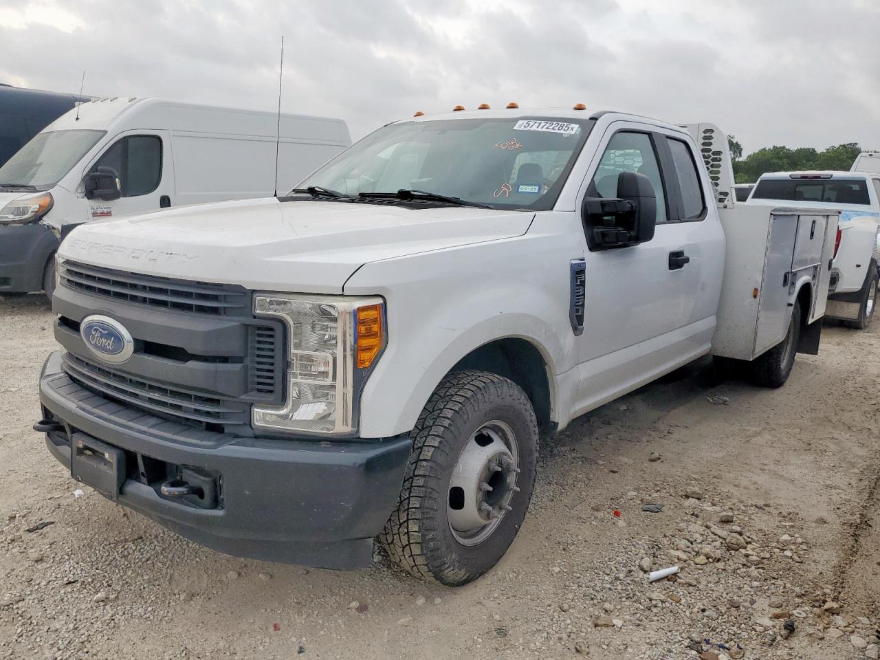 FORD F-350 SUPER DUTY