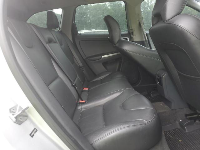 2015 VOLVO XC60 T5 PR YV440MDK4F2713448