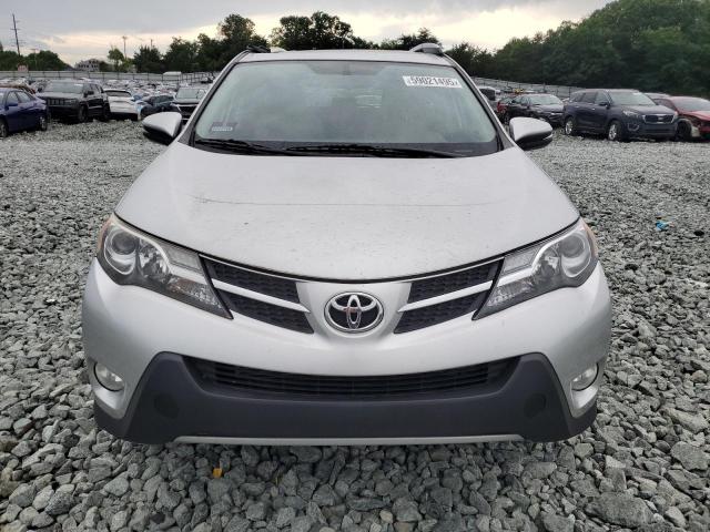 2015 TOYOTA RAV4 XLE - JTMWFREV4FD059829