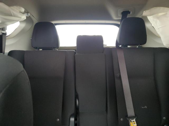 2018 TOYOTA RAV4 LE - JTMZFREV2JJ212845