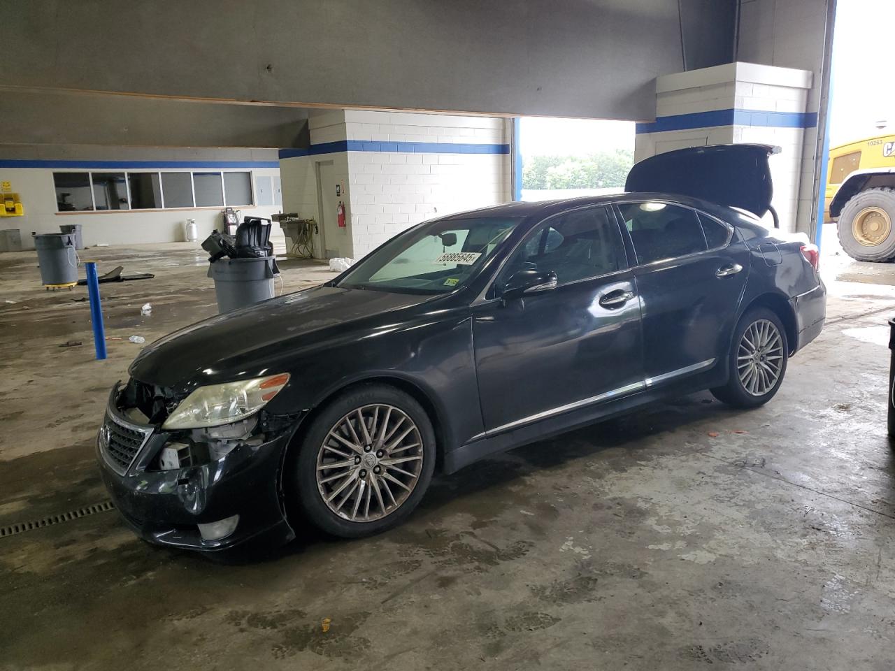 LEXUS LS 460