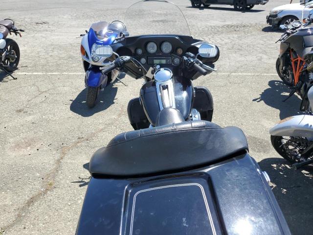 2009 HARLEY-DAVIDSON FLHP 1HD1FC43X9Y675246