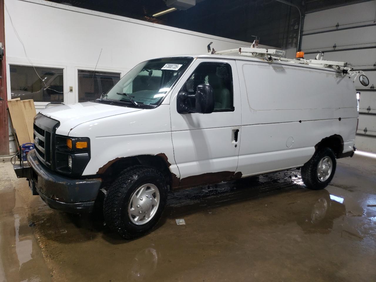 FORD ECONOLINE E250 VAN